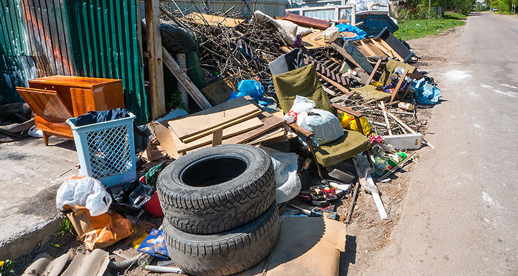 Clean Up Construction Debris Quickly with Reliable Junk Removal Services